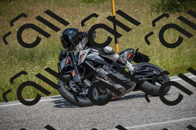 20250622120942-_5002592_am_