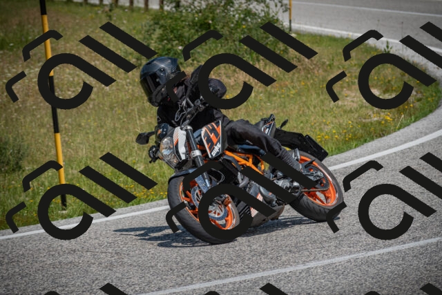 20250622120947-_5002599_am_