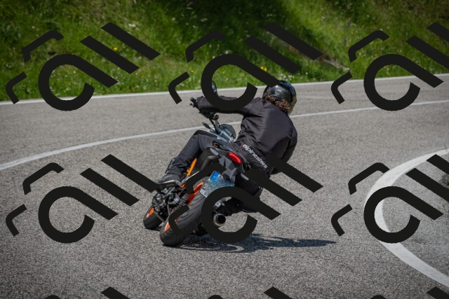 20250622120949-_5002603_am_