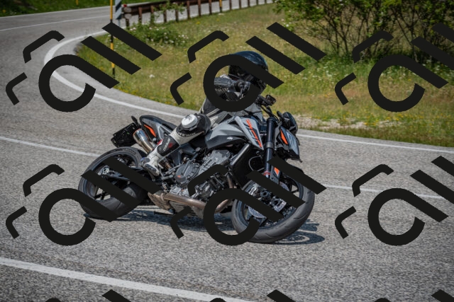 20250622121040-_5002615_am_