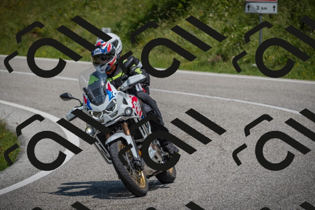 20250622121209-_5002633_am_