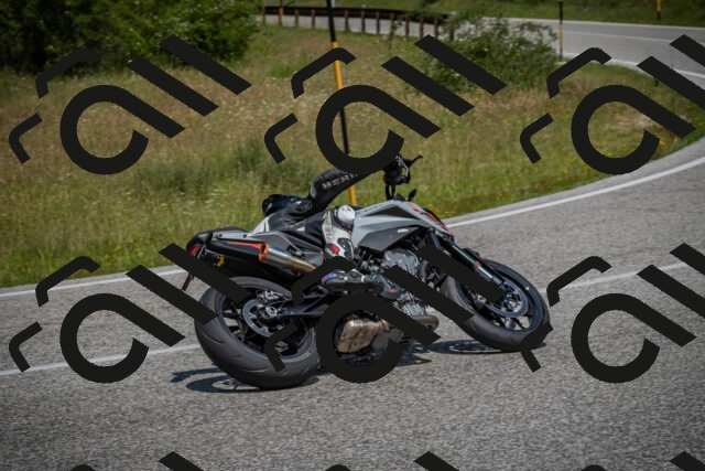 20250622121330-_5002665_am_