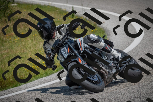 20250622121400-_5002674_am_