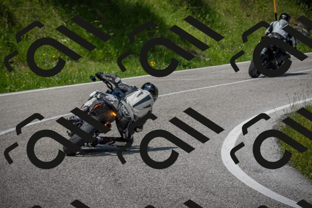 20250622121402-_5002679_am_