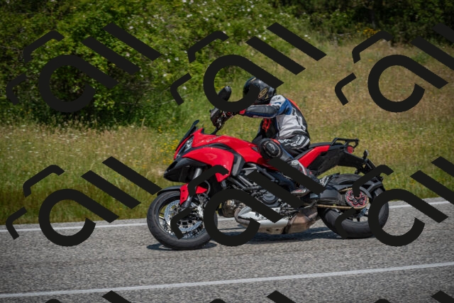 20250622121510-_5002686_am_