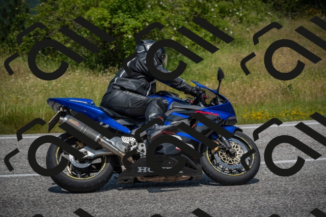 20250622121552-_5002698_am_