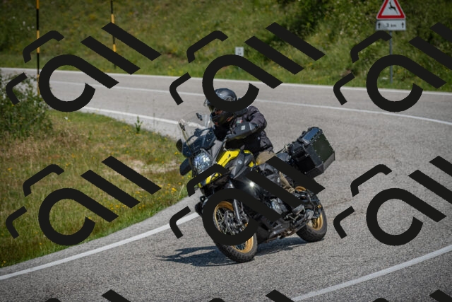 20250622121618-_5002700_am_