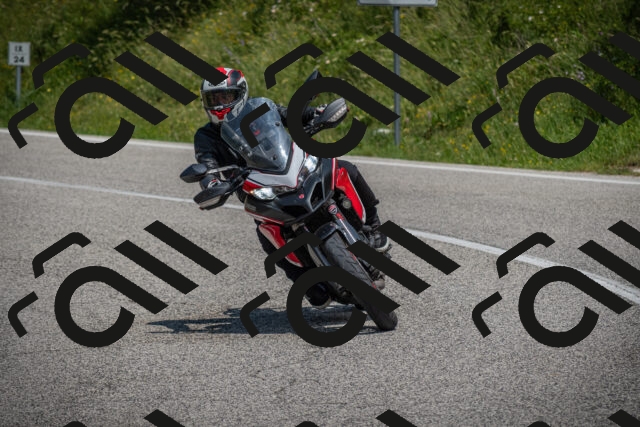 20250622121751-_5002715_am_