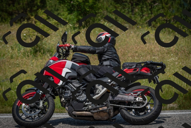 20250622121753-_5002718_am_