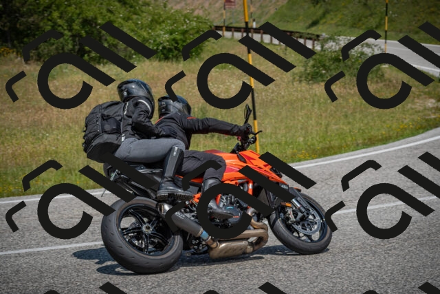 20250622121822-_5002734_am_