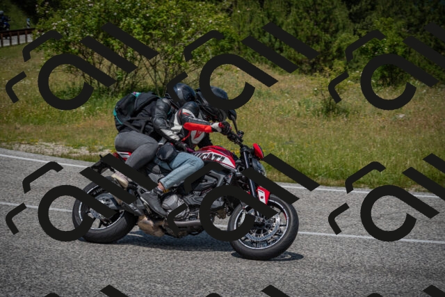 20250622121824-_5002735_am_