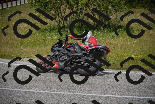 20250622122342-_5002757_am_