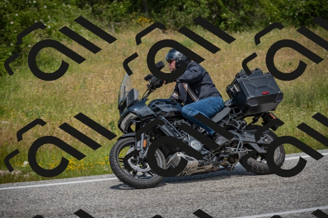 20250622123302-_5002798_am_