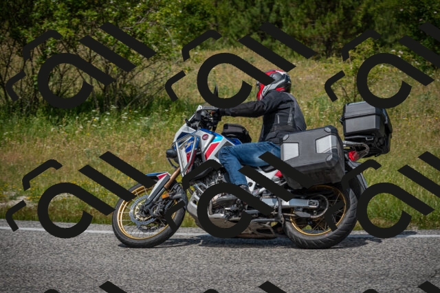 20250622123304-_5002800_am_