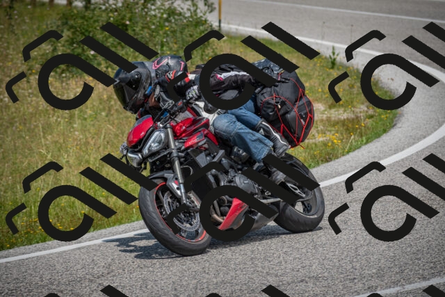 20250622123904-_5002841_am_