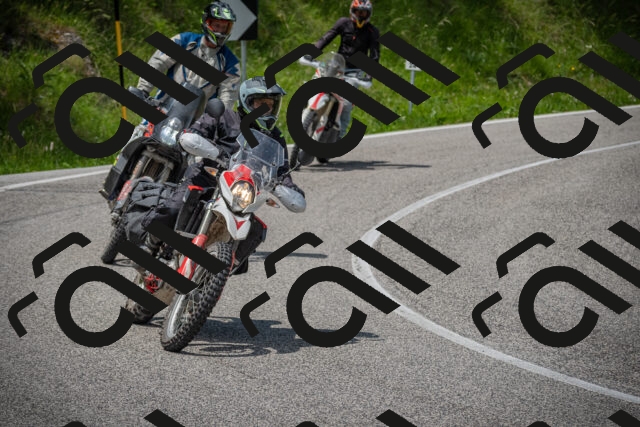 20250622123950-_5002848_am_