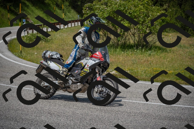 20250622123951-_5002850_am_