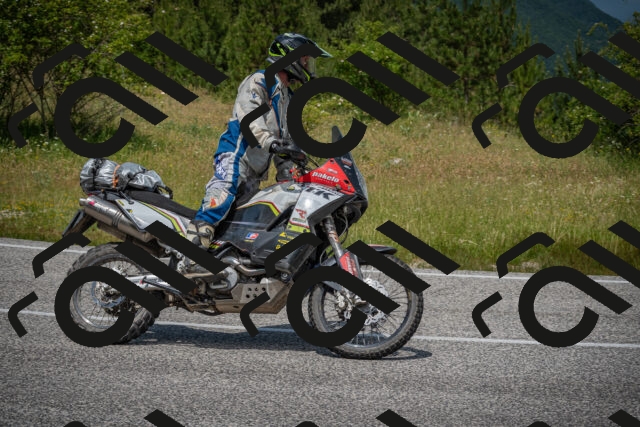 20250622123951-_5002851_am_