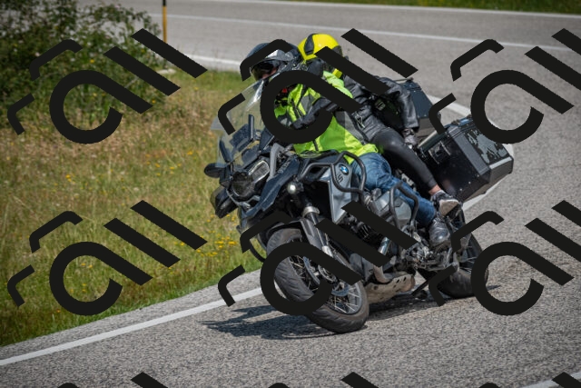 20250622124048-_5002854_am_