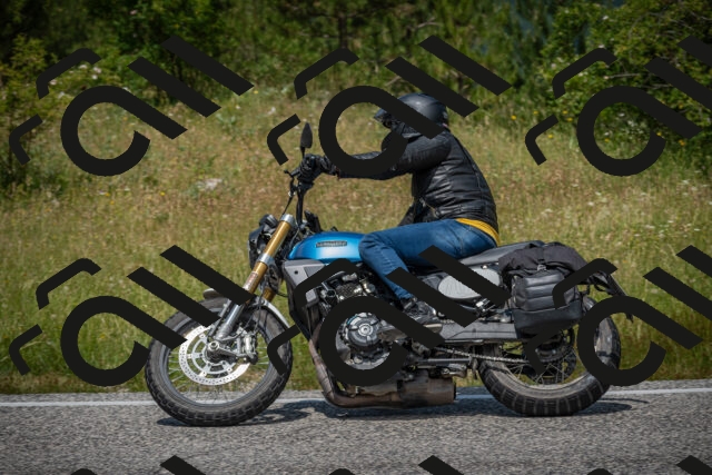 20250622124203-_5002859_am_