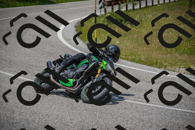 20250622124922-_5002911_am_