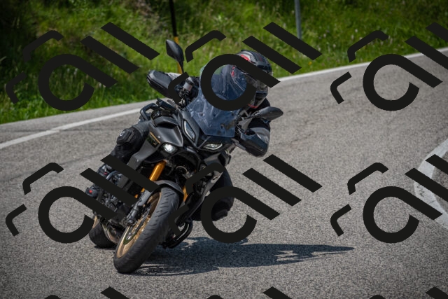 20250622124932-_5002920_am_