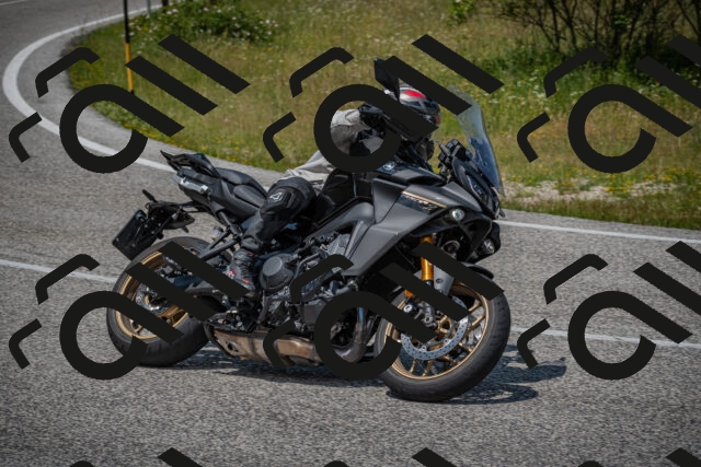 20250622124933-_5002921_am_