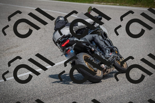 20250622124934-_5002923_am_