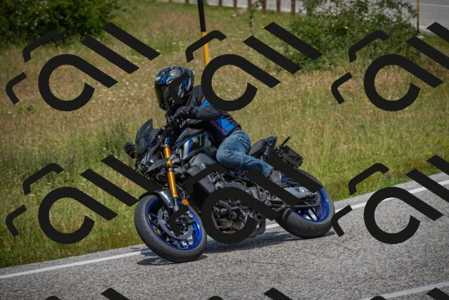 20250622125429-_5002953_am_