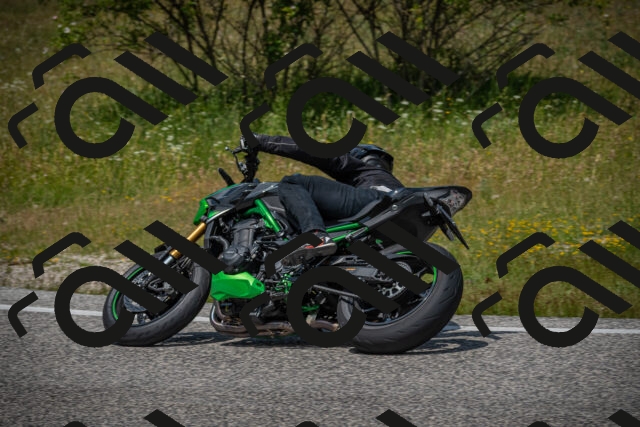 20250622125457-_5002976_am_