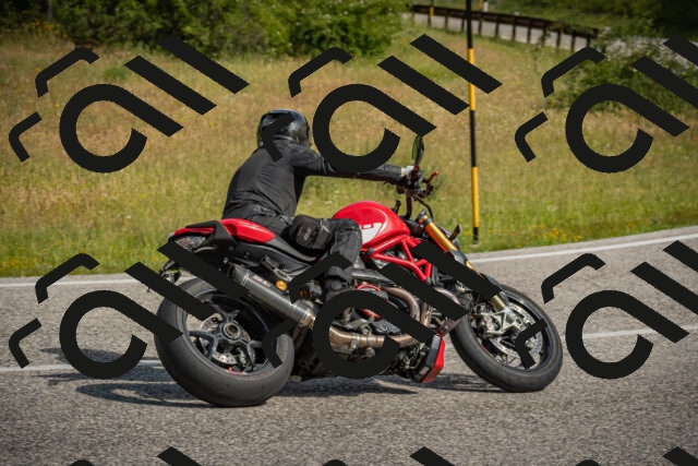 20250623100249-_5003034_am_