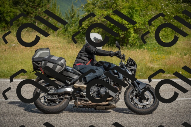 20250623100542-_5003045_am_