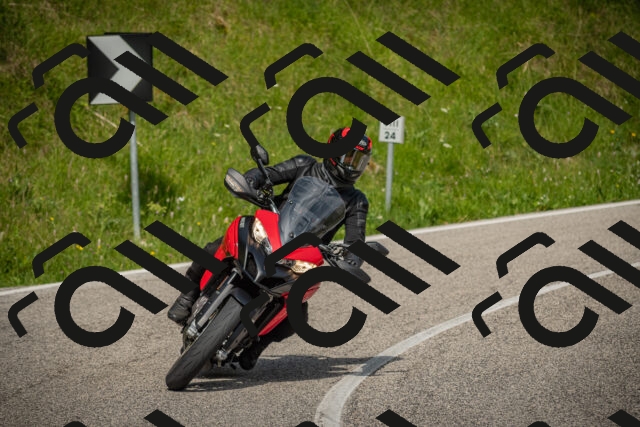 20250623100556-_5003059_am_