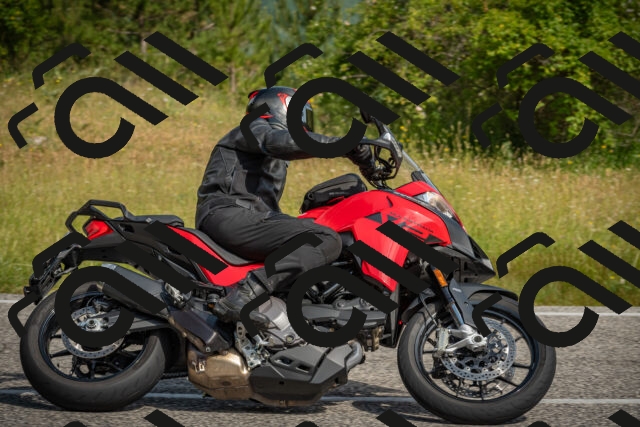 20250623100558-_5003061_am_