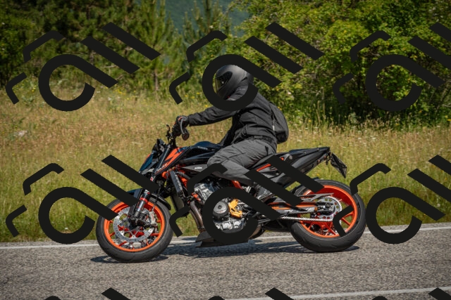 20250623110357-_5003666_am_