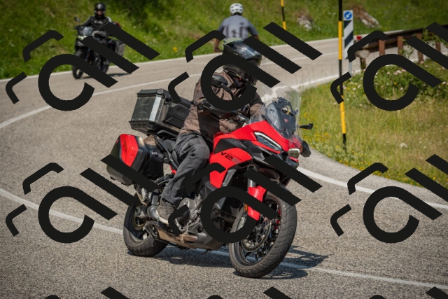 20250623110541-_5003679_am_