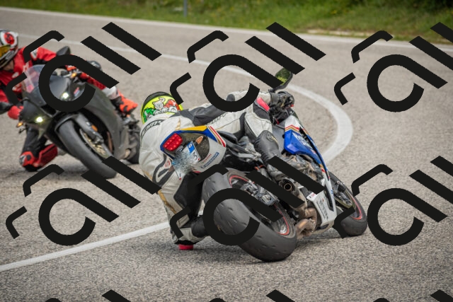 20250623124409-_5004815_am_