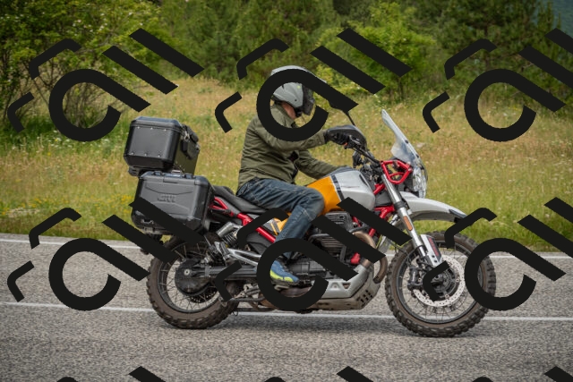 20250623124622-_5004834_am_