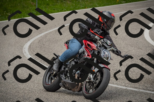 20250623124702-_5004844_am_