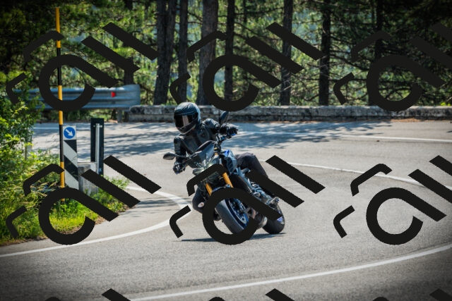 202506211047-DSC02005_c1_