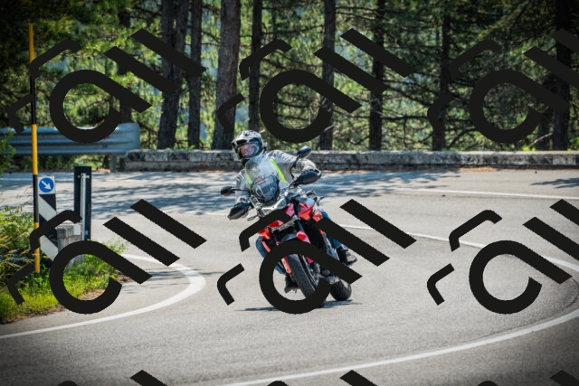 202506211048-DSC02014_c1_