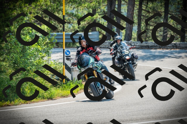 202506211049-DSC02020_c1_