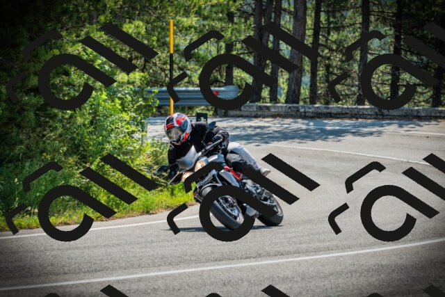 202506211102-DSC02070_c1_