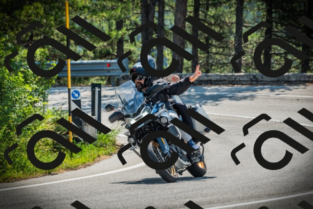 202506211104-DSC02101_c1_