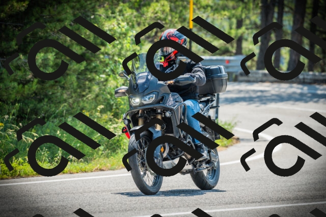 202506211107-DSC02105_c1_