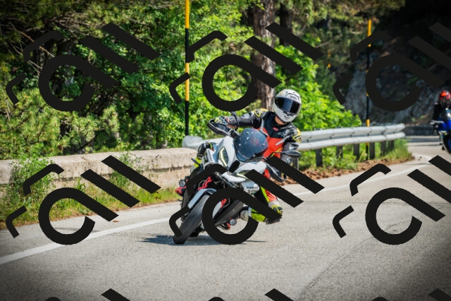 202506211107-DSC02109_c1_