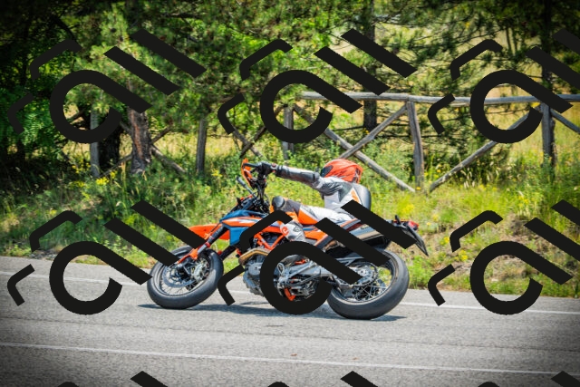 202506211142-DSC02370_c1_