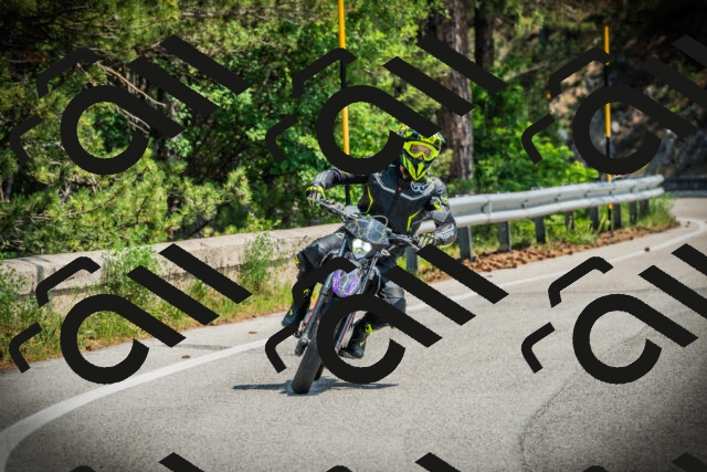 202506211158-DSC02463_c1_