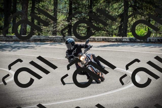 202506211202-DSC02476_c1_