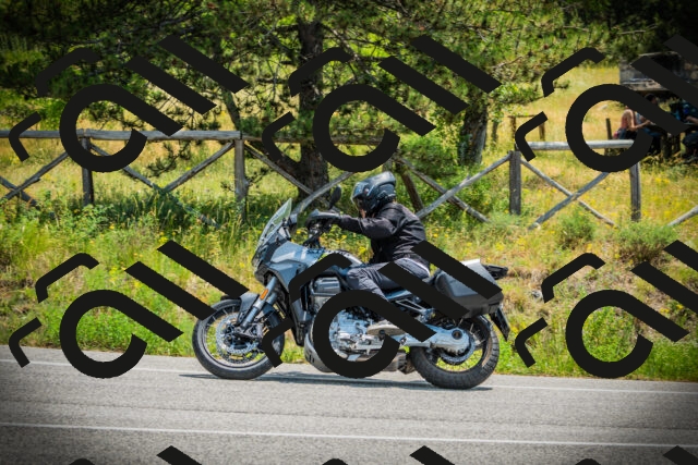 202506211220-DSC02590_c1_